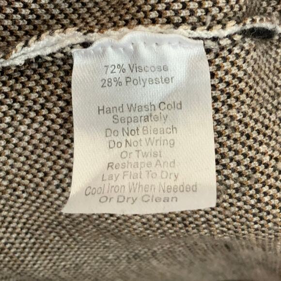 EMILY MCCARTHY CLASSIC SPOT‎ JULIA SWEATER - Picture 7 of 10